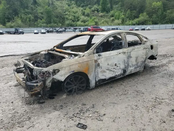 3FA6P0HD2LR184171 2020 FORD FUSION - Image 1