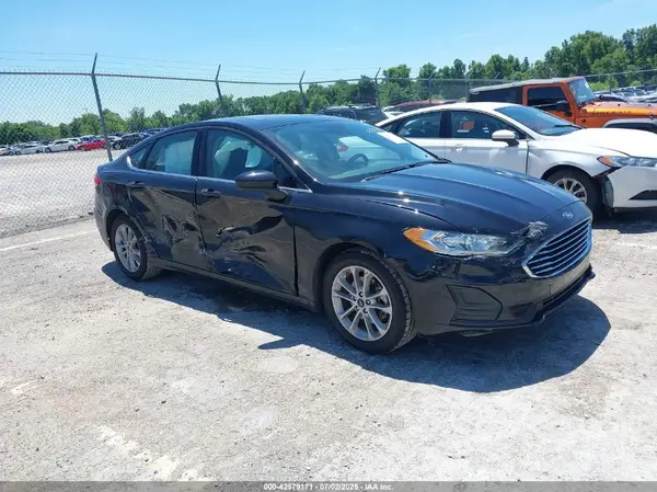 3FA6P0HD2LR186194 2020 FORD FUSION - Image 1