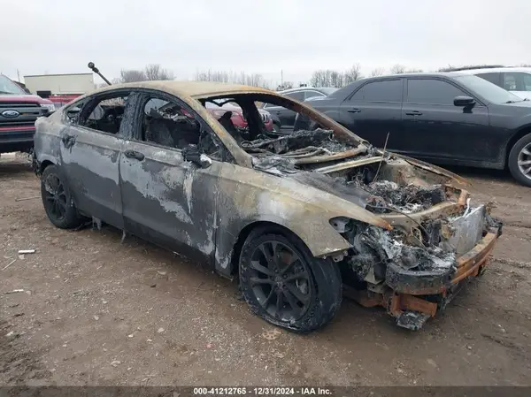 3FA6P0HD2LR186549 2020 FORD FUSION - Image 1