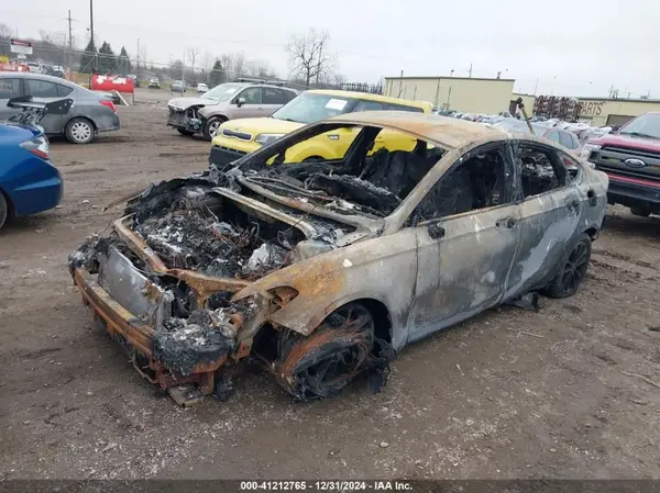 3FA6P0HD2LR186549 2020 FORD FUSION - Image 2