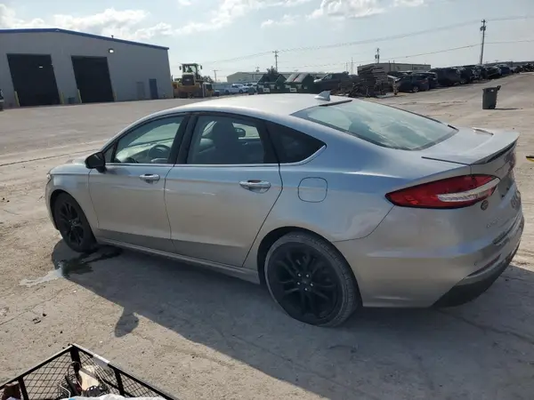 3FA6P0HD2LR188494 2020 FORD FUSION - Image 2