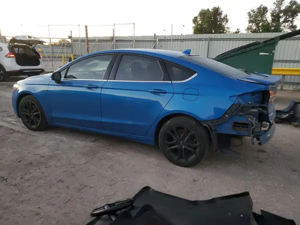 3FA6P0HD2LR188818 2020 FORD FUSION - Image 2