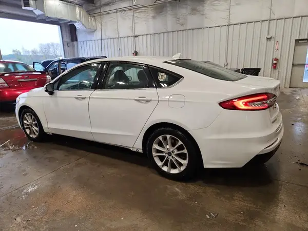 3FA6P0HD2LR189225 2020 FORD FUSION - Image 2