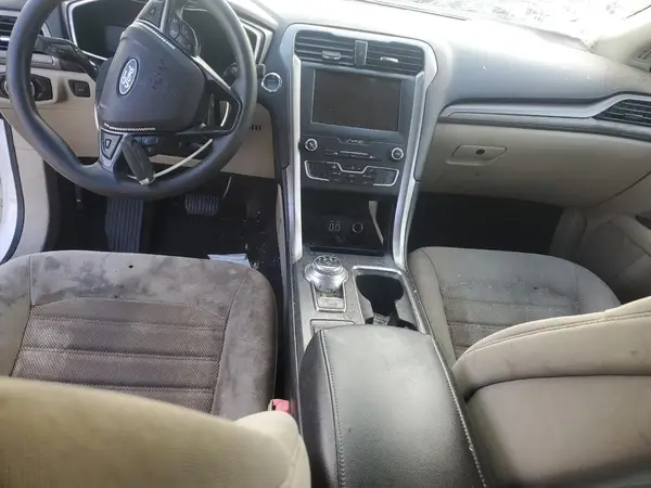 3FA6P0HD2LR195607 2020 FORD FUSION - Image 8