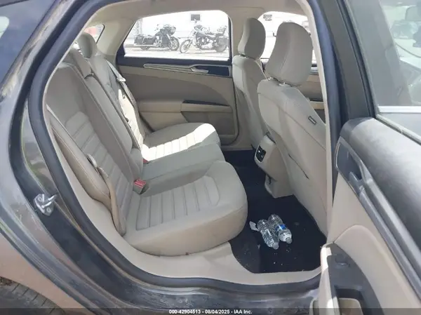 3FA6P0HD2LR197132 2020 FORD FUSION - Image 8