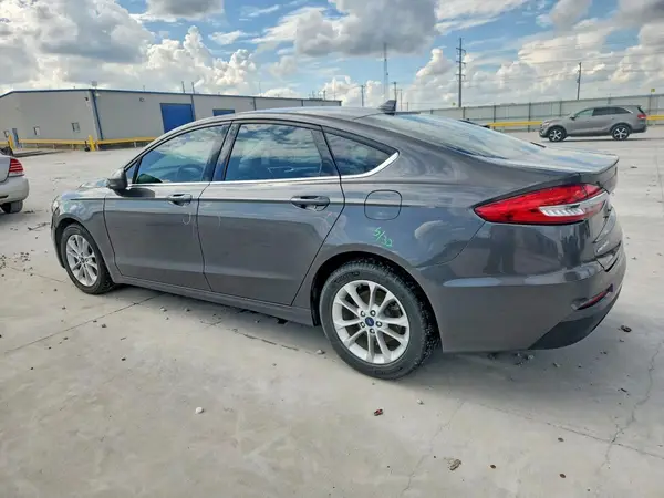 3FA6P0HD2LR218271 2020 FORD FUSION - Image 2
