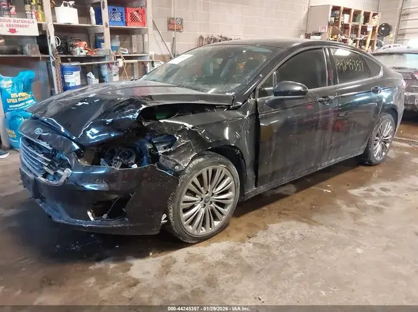 3FA6P0HD2LR221381 2020 FORD FUSION - Image 2