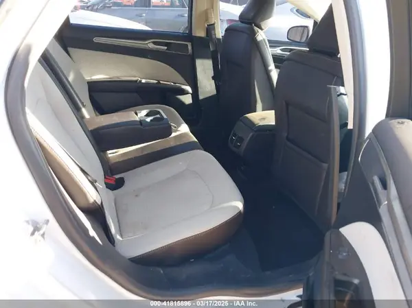 3FA6P0HD2LR230033 2020 FORD FUSION - Image 8
