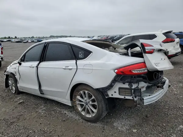 3FA6P0HD2LR235300 2020 FORD FUSION - Image 2