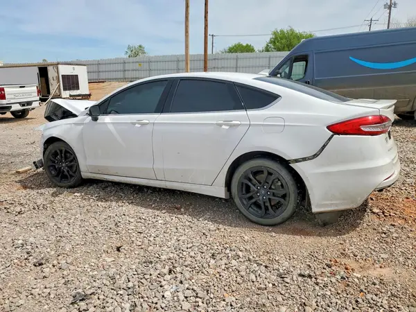 3FA6P0HD2LR251156 2020 FORD FUSION - Image 2