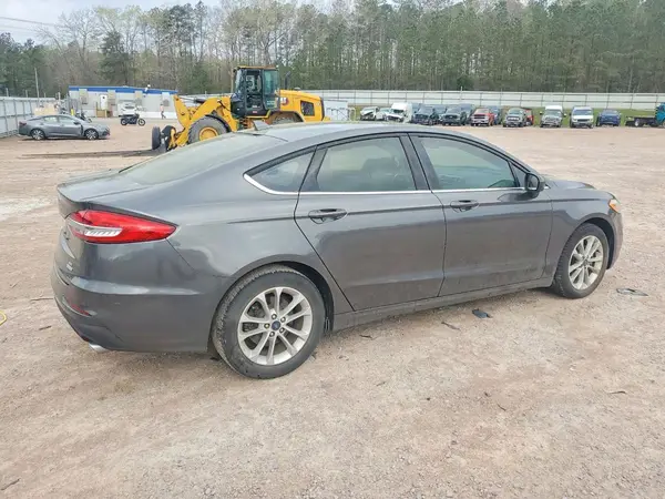 3FA6P0HD2LR253005 2020 FORD FUSION - Image 2