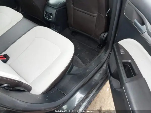 3FA6P0HD2LR253019 2020 FORD FUSION - Image 8