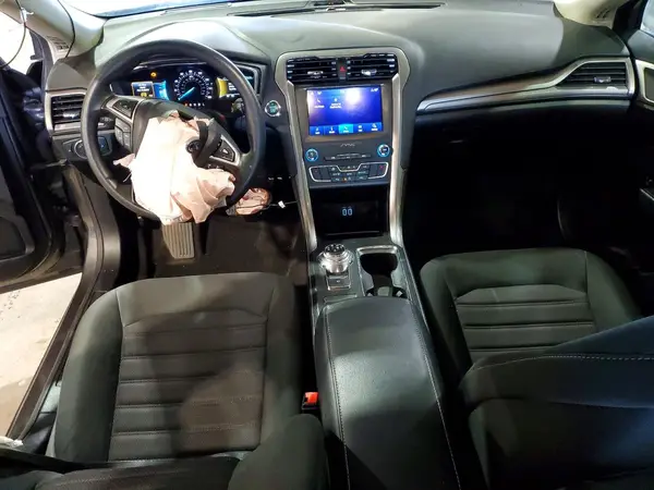 3FA6P0HD2LR257541 2020 FORD FUSION - Image 8
