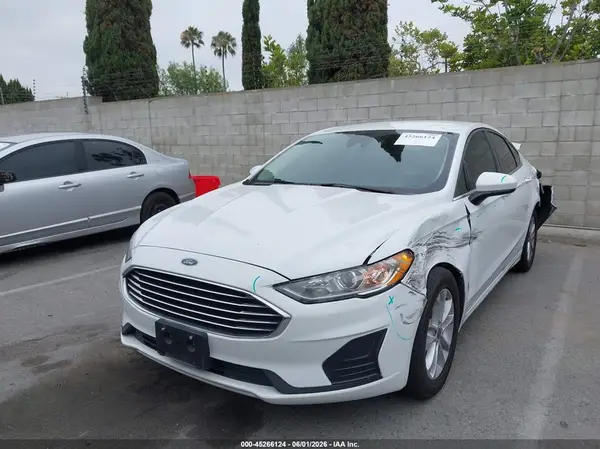 3FA6P0HD2LR258902 2020 FORD FUSION - Image 2