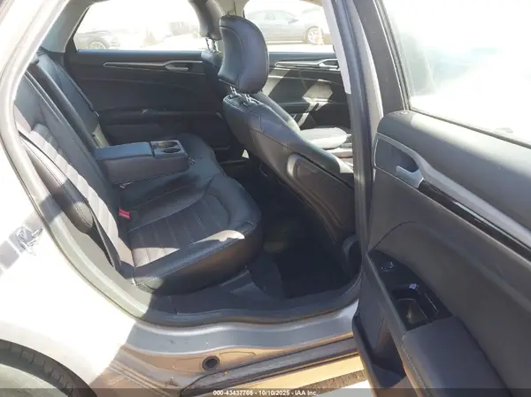 3FA6P0HD3GR102762 2016 FORD FUSION - Image 8