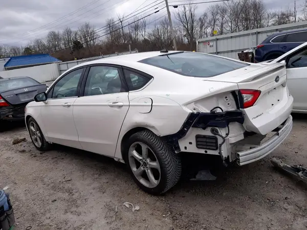 3FA6P0HD3GR109114 2016 FORD FUSION - Image 2