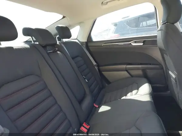 3FA6P0HD3GR264021 2016 FORD FUSION - Image 8