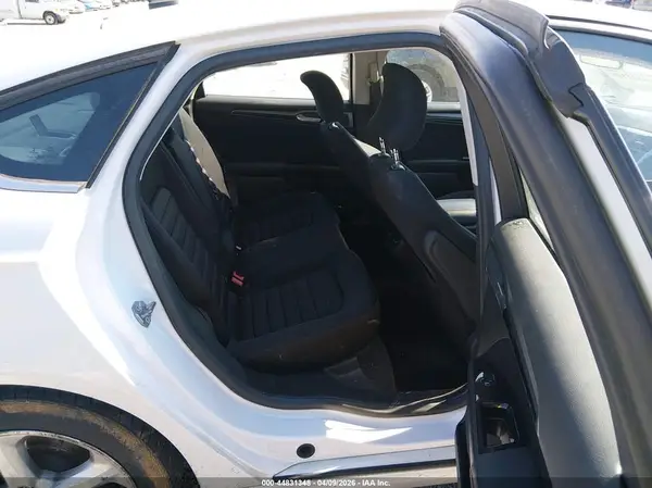 3FA6P0HD3GR301665 2016 FORD FUSION - Image 8