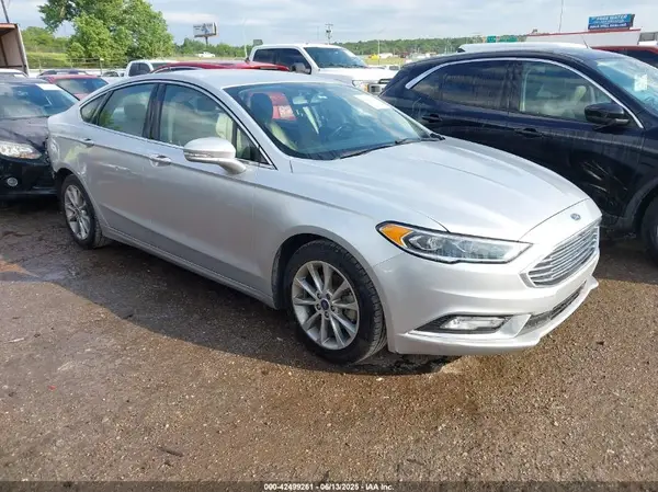 3FA6P0HD3HR129154 2017 FORD FUSION - Image 1