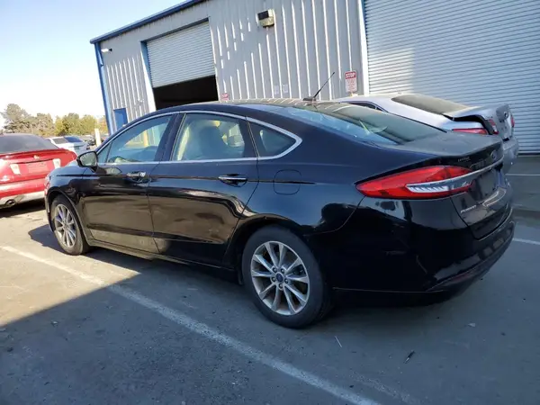 3FA6P0HD3HR132734 2017 FORD FUSION - Image 2