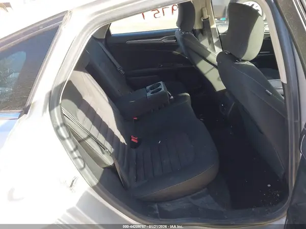 3FA6P0HD3HR136184 2017 FORD FUSION - Image 8