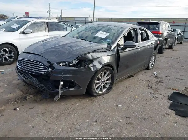 3FA6P0HD3HR194814 2017 FORD FUSION - Image 2
