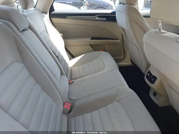 3FA6P0HD3HR195784 2017 FORD FUSION - Image 8