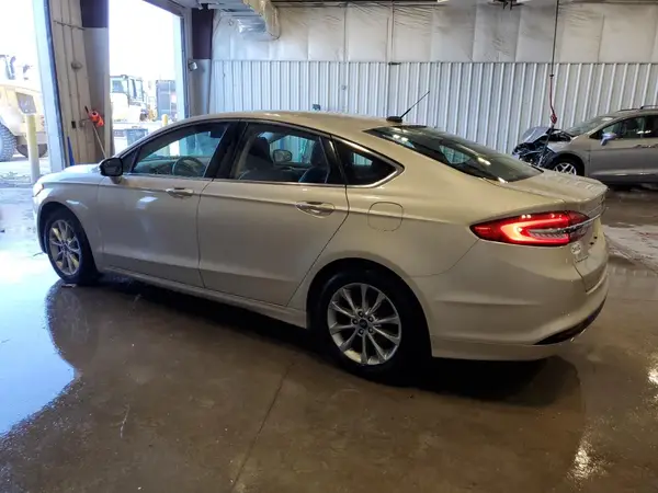 3FA6P0HD3HR205424 2017 FORD FUSION - Image 2