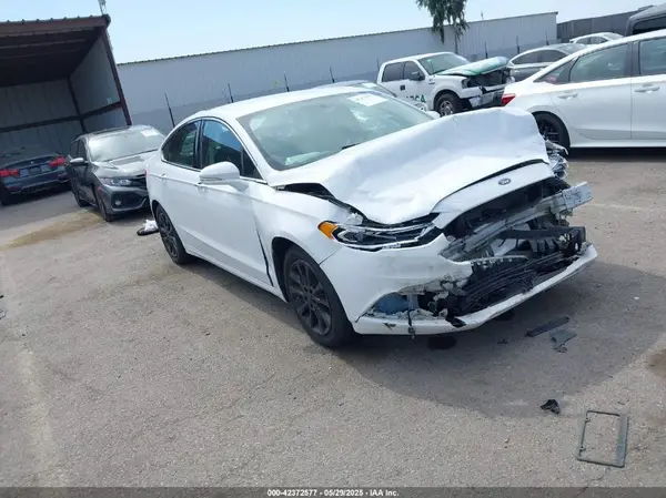 3FA6P0HD3HR205651 2017 FORD FUSION - Image 1