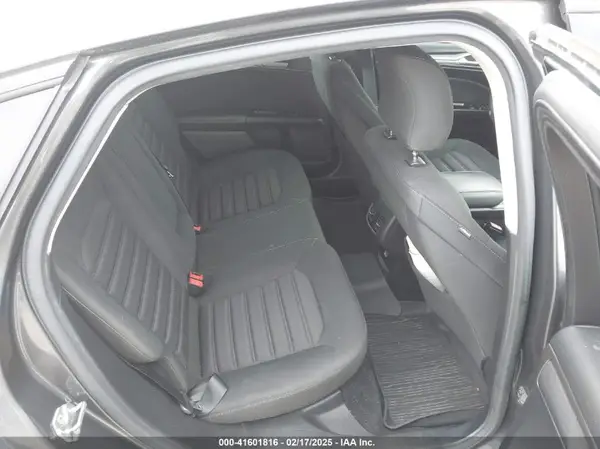 3FA6P0HD3HR212888 2017 FORD FUSION - Image 8