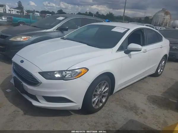 3FA6P0HD3HR235801 2017 FORD FUSION - Image 2
