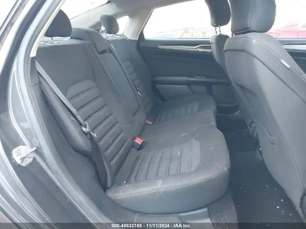 3FA6P0HD3HR259399 2017 FORD FUSION - Image 8