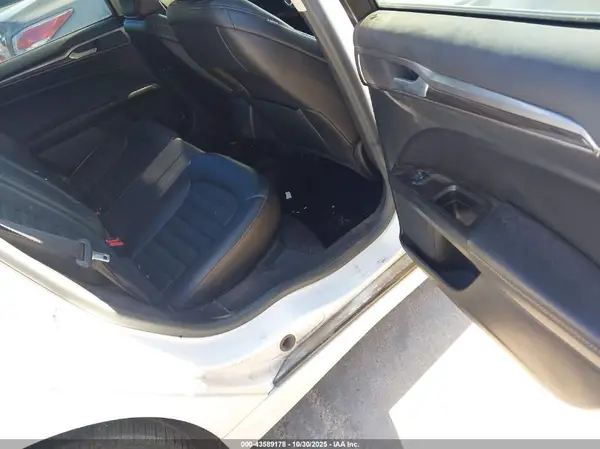 3FA6P0HD3HR287445 2017 FORD FUSION - Image 8