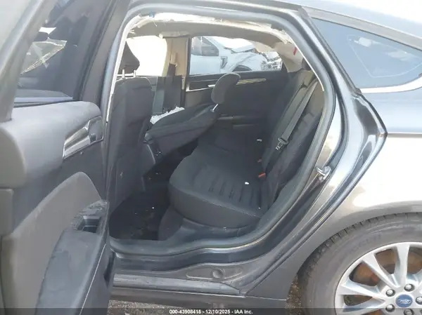 3FA6P0HD3HR292483 2017 FORD FUSION - Image 8