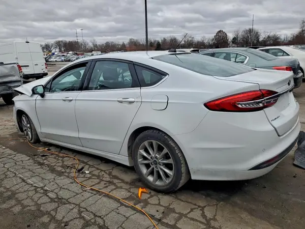 3FA6P0HD3HR320203 2017 FORD FUSION - Image 2