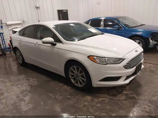 3FA6P0HD3HR367490 2017 FORD FUSION - Image 1