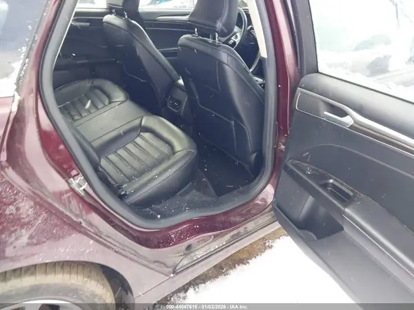 3FA6P0HD3HR372818 2017 FORD FUSION - Image 8
