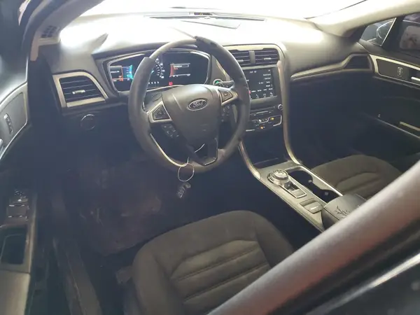 3FA6P0HD3HR410256 2017 FORD FUSION - Image 8