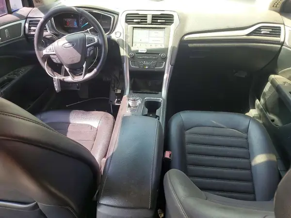3FA6P0HD3HR413058 2017 FORD FUSION - Image 8