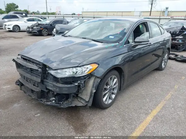 3FA6P0HD3HR415697 2017 FORD FUSION - Image 2