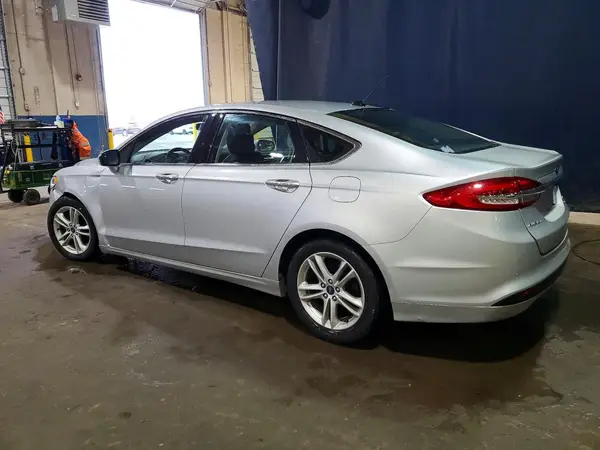 3FA6P0HD3JR143013 2018 FORD FUSION - Image 2