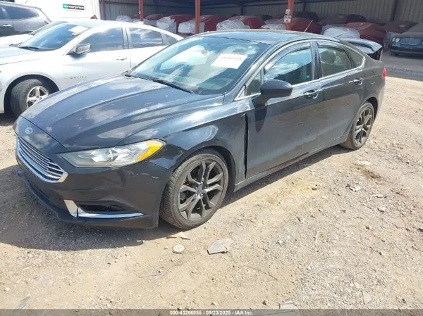 3FA6P0HD3JR174438 2018 FORD FUSION - Image 2