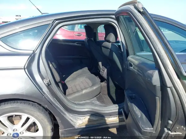 3FA6P0HD3JR180739 2018 FORD FUSION - Image 8