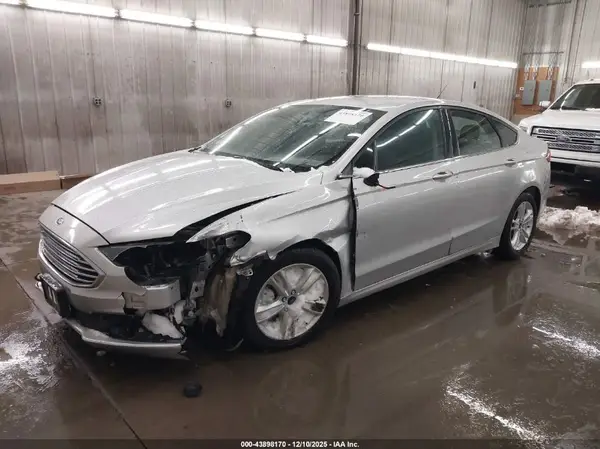 3FA6P0HD3JR200696 2018 FORD FUSION - Image 2