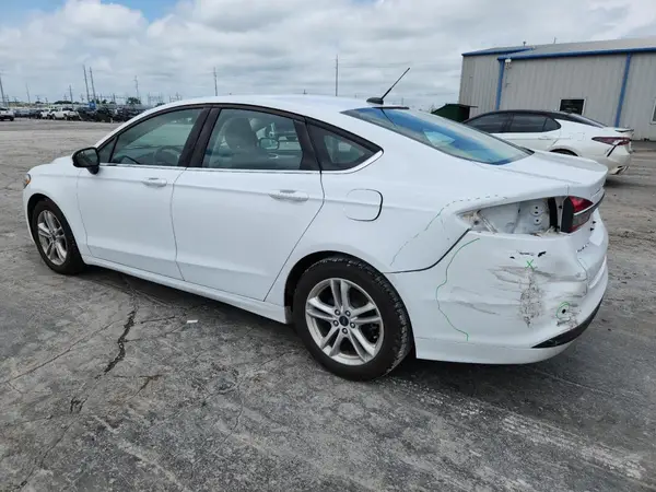 3FA6P0HD3JR229521 2018 FORD FUSION - Image 2