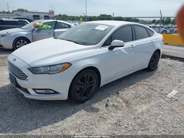 3FA6P0HD3JR240941 2018 FORD FUSION - Image 2