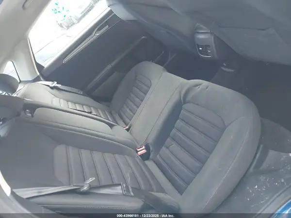 3FA6P0HD3JR261904 2018 FORD FUSION - Image 8