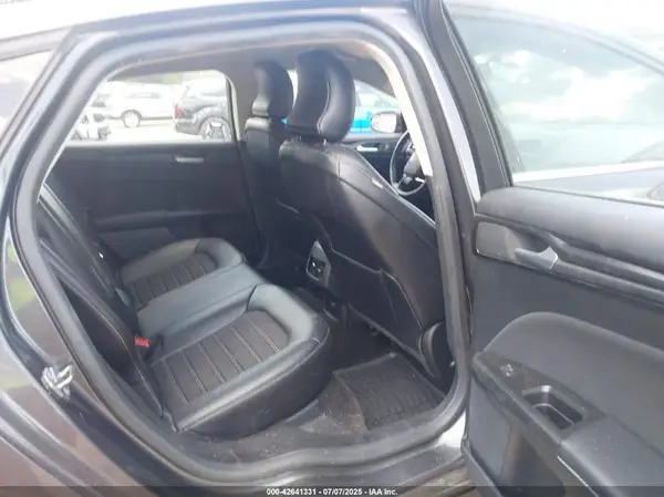 3FA6P0HD3JR280758 2018 FORD FUSION - Image 8