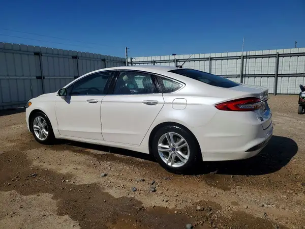 3FA6P0HD3JR280906 2018 FORD FUSION - Image 2
