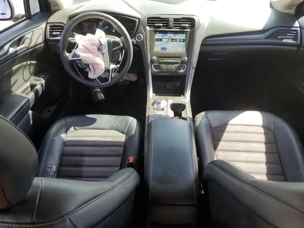 3FA6P0HD3JR281070 2018 FORD FUSION - Image 8